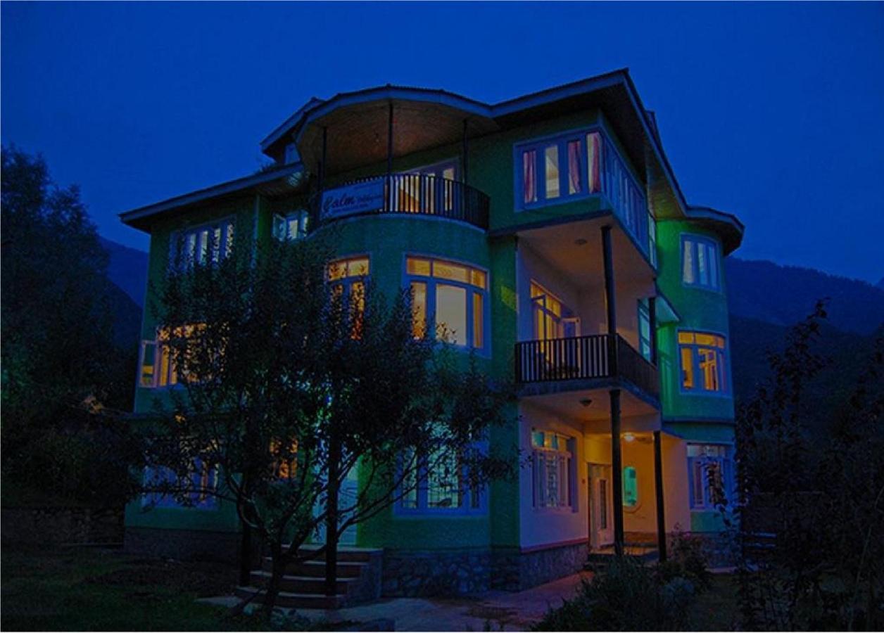Calm Holiday Inn Srīnagar المظهر الخارجي الصورة